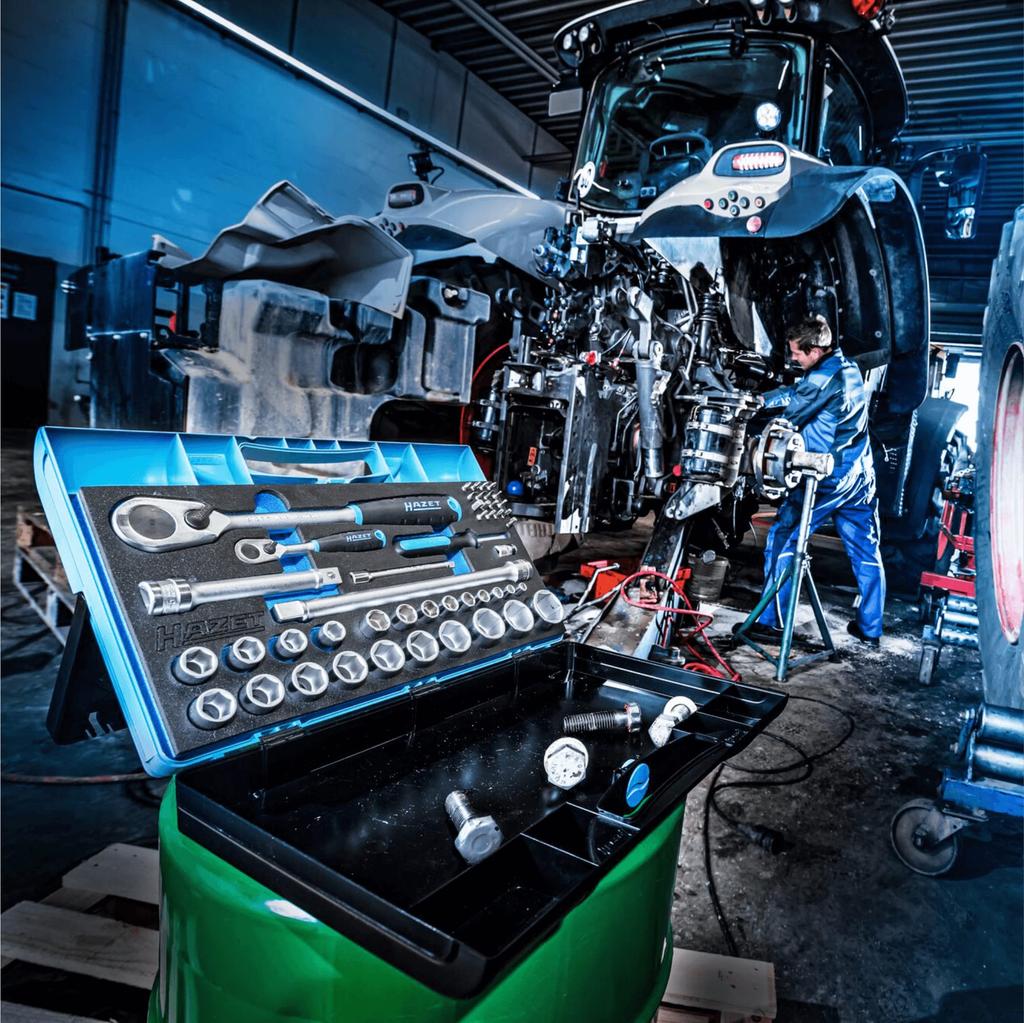 HAZET 953HP Socket Wrench Professional Chrome Vanadium 90 HiPer Ratchet Compatible with and Slotted for Automotive and SmartCase Made in Germany