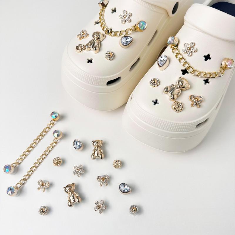 Shoe Charm for Crocs DIY Premium Cartoon Bear Metal Chain Diamond Shoe Decoration Buckle for Croc Charms Hole Shoes Accessories