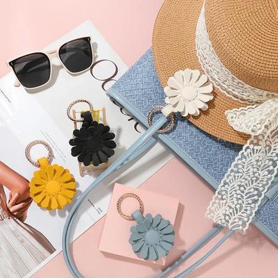 Magnetic Leather Hat Clip for Travel Sun Hat Totes Luggage Bag Beach Backpacks Travel Essentials