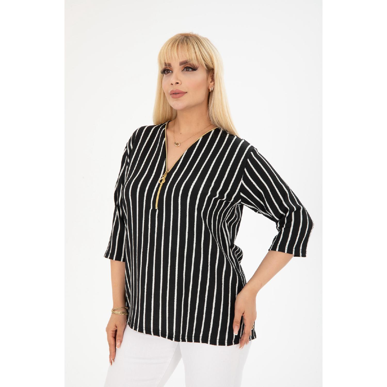 

Черная блузка на молнии с узором в полоску