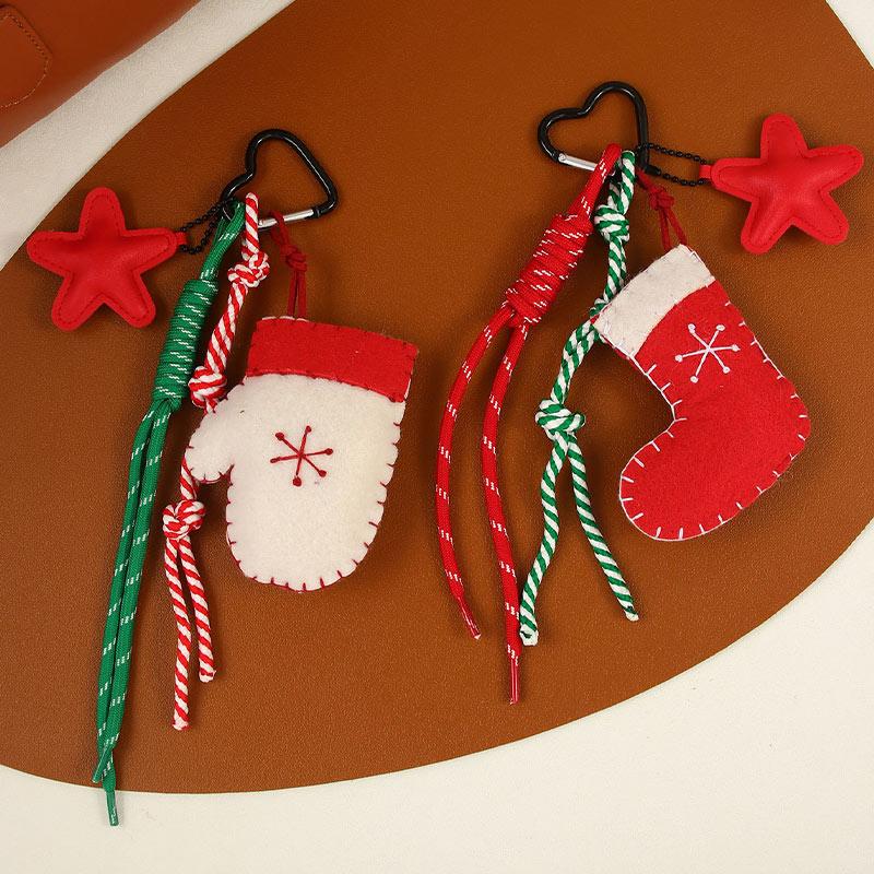 Creative Christmas Knitted Pendant Cute Christmas Tree Hat Bag Pendants Exquisite Personal Keychain Pendants New Versatile Gifts