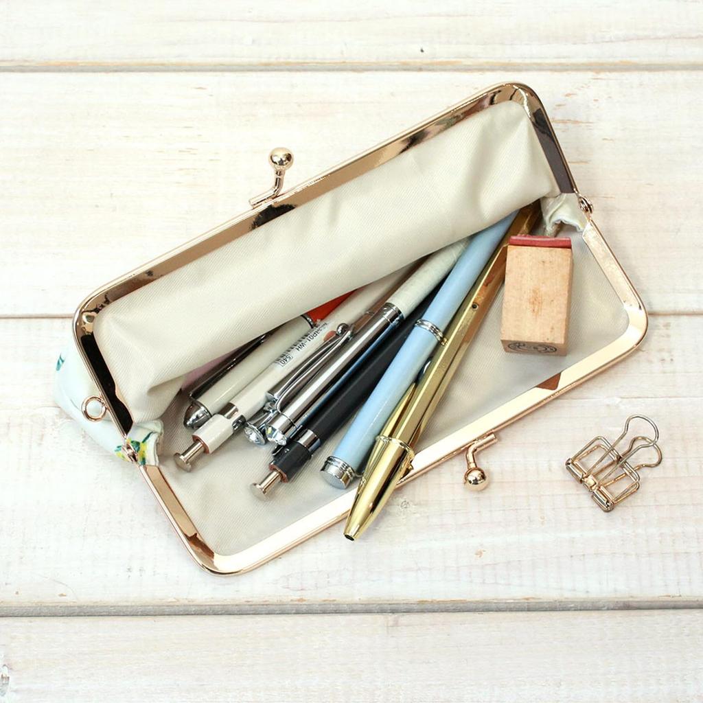 Labo Clip purse pouch with a flower calendar and hydrangea design, A24-HKGP-06AJ