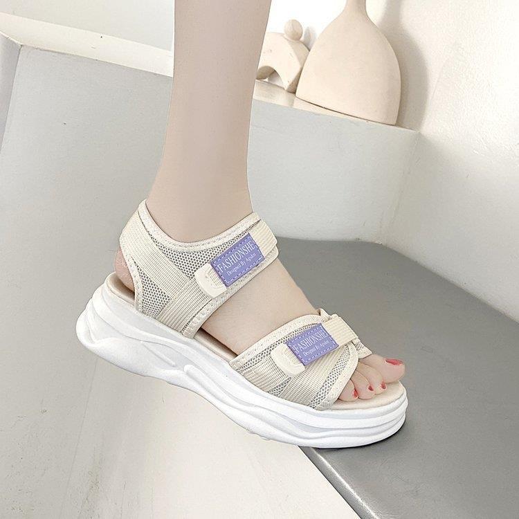 

Летние сандалии на платформе женские на танкетке небольшое увеличение высоты на липучке пляжная обувь спортивный стиль средний каблук женская обувь 39 фиолетовый