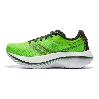 Kinvara Pro Slime Umbra Herr Sneakers Grön S20847-31