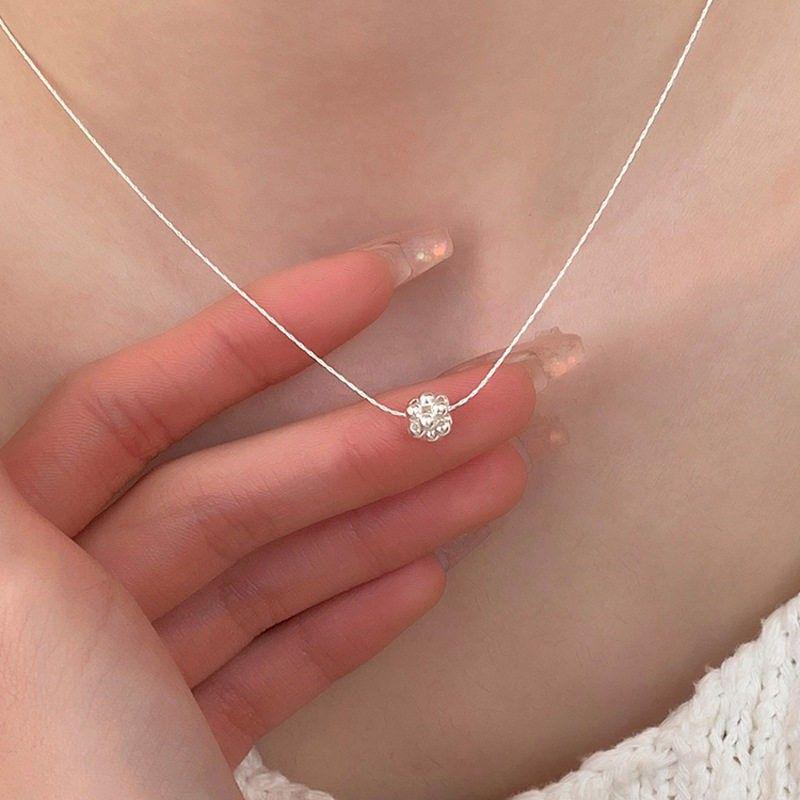 Elegant Pearl Necklace: Trendy, High-End Titanium Steel Clavicle Chain for Women