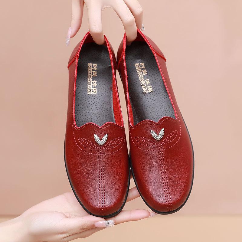 

Повседневные туфли-лоферы для женщин среднего возраста на весну и осень, удобные мокасины с мягкой нескользящей подошвой для мам 35 красный