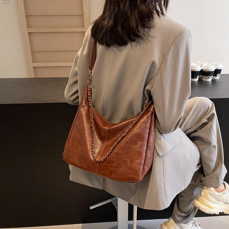 Retro Shoulder Bag 2025 New Fashion Texture PU Women's Bag Simple Solid Color Work Commuter Bag