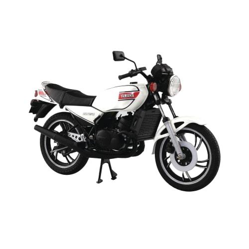 

Skynet 1/12 Scale Complete Motorcycle Yamaha RZ250 New Pearl White