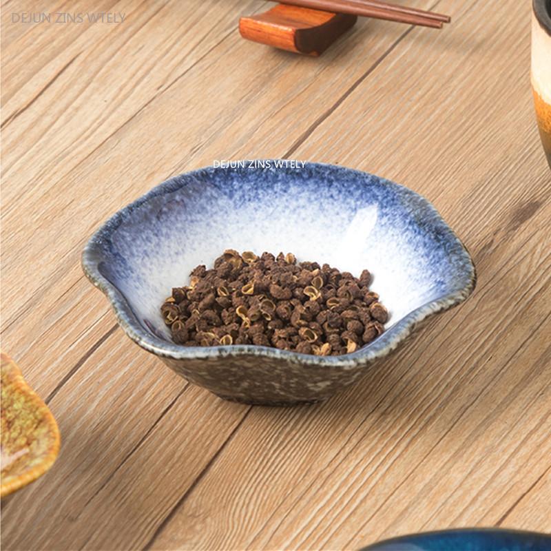 4-inch High-quality Ceramic Plate Creative Barbecue Seasoning Dish Dumpling Soy Sauce Dish Japanese Sushi Plate Kitchen Supplies