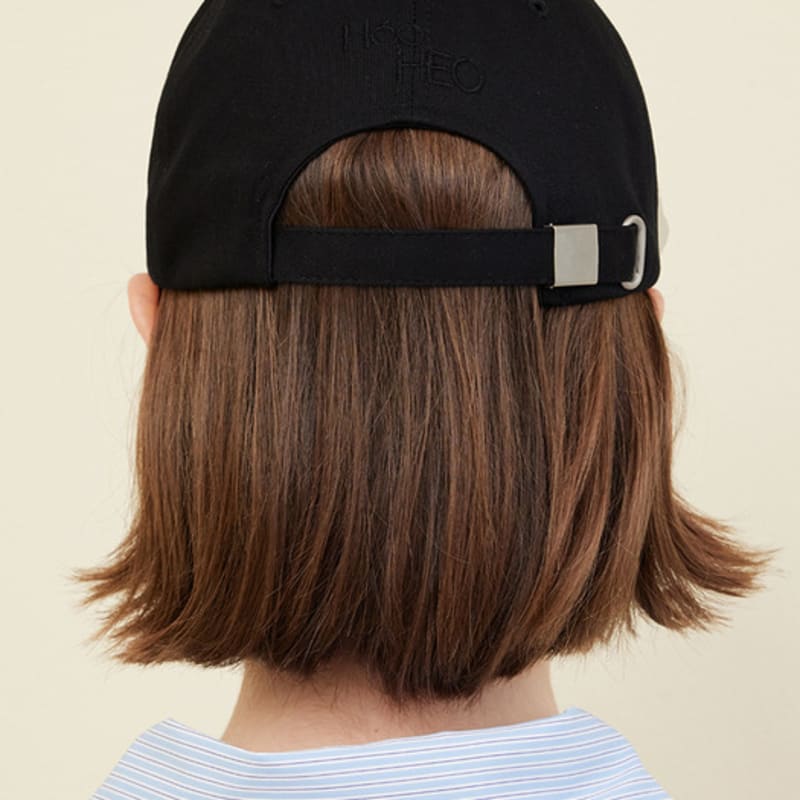 HEO LOUISE BALL CAP_BLACK