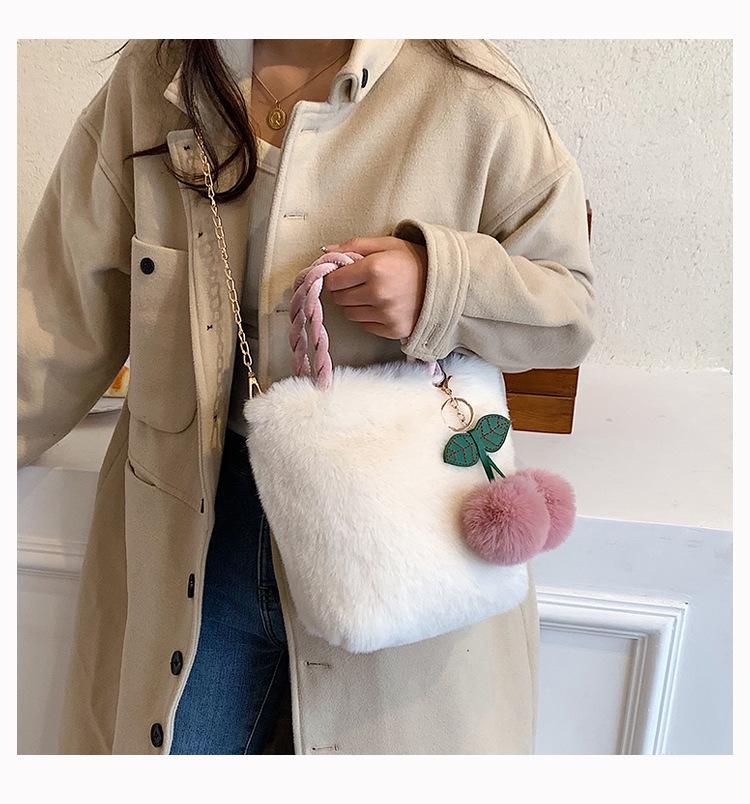 Women's Korean Style Fluffy Handbag - Cute, Simple, and Sweet Underarm Crossbody Bag for Autumn and Winter In Snow White