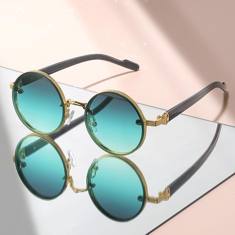 Classic Retro Round Men's and Women's Fashion Glasses with Punk Metal Frames and Tortoiseshell Patterns