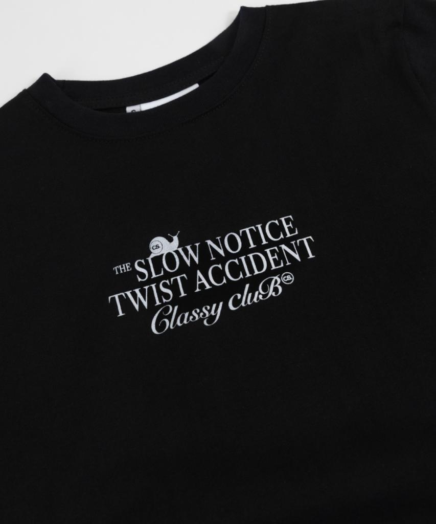 Keullaessikeulleob Accident Twist Tee (2 Colors)
