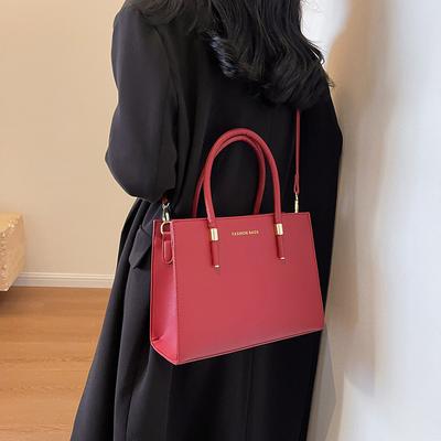 Bride Red Handle Tote Bag Fashion Temperament Large Capacity Commute Shoulder Pack Solid Simple Textured Women Messenger Bag