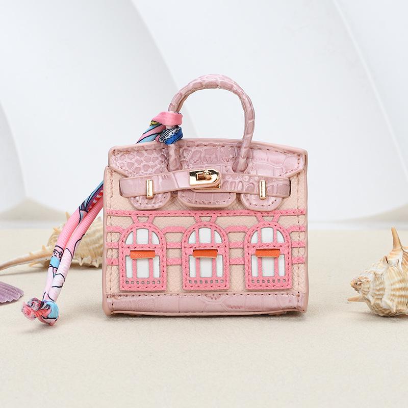 Stylish Mini House Keychain: Platinum Window Coin Purse & Earphone Holder