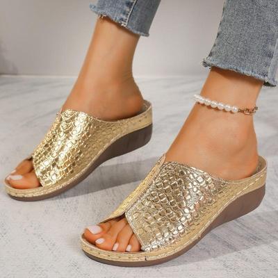 Spot grenzüberschreitenden neuen Außenhandel Hang Ferse Hausschuhe Frauen dicken Boden Damen Sandalen lässig und leicht große Größe