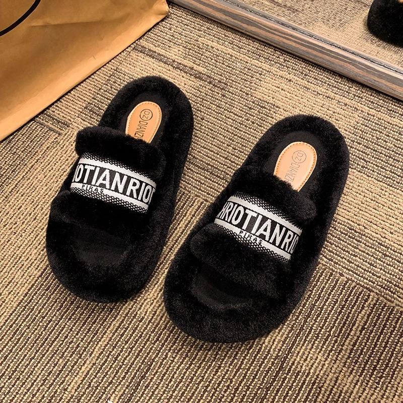 Mao Mao slippers women's outer wear 2025 new autumn and winter high-end fashion light luxury thick-bottomed autumn and winter plush slipp
