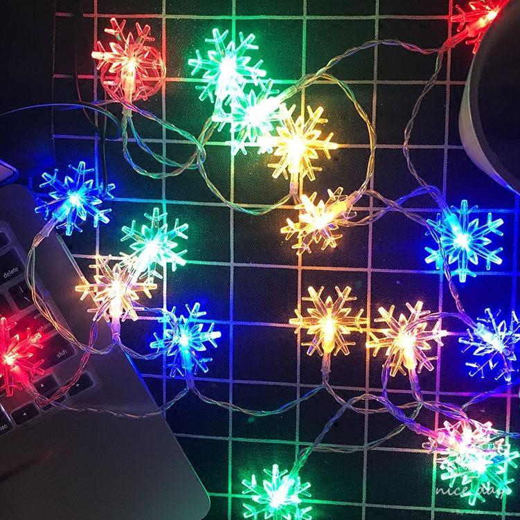 LED Snowflake String Lights - Romantic Battery-Powered Courtyard Decorations for Christmas Festival
