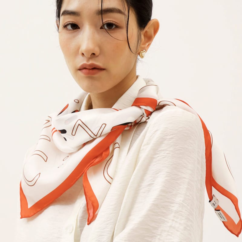 

ONSZ 3D logo silk scarf Orange