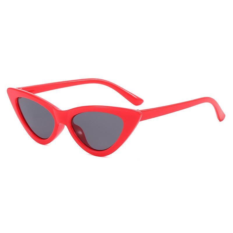 

2025 Personalized And Trendy Style Children s Glasses, Fashionable Sunglasses Triangular Cat Eyes, Light Colored Lenses красный