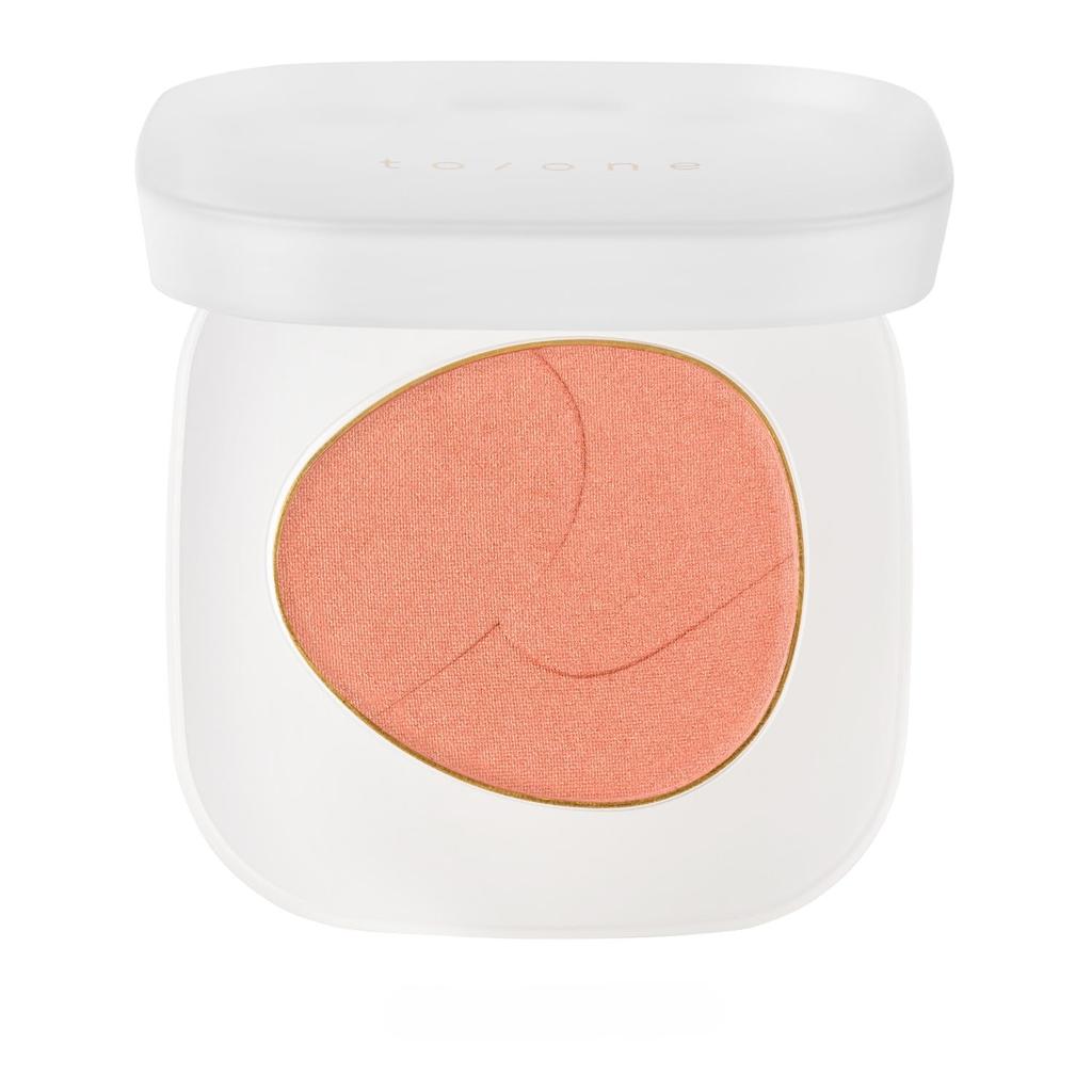 Petal Float Blush 04 Bare Shine Powder Blush for a look to/one lustrous, three-dimensional