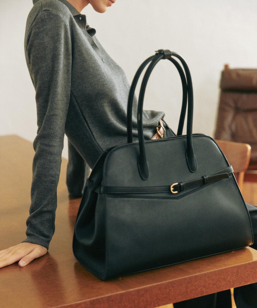 Komorebi Museum B03-1 Cow Leather Classic Buckle Libby Tote Bag_Leather Black