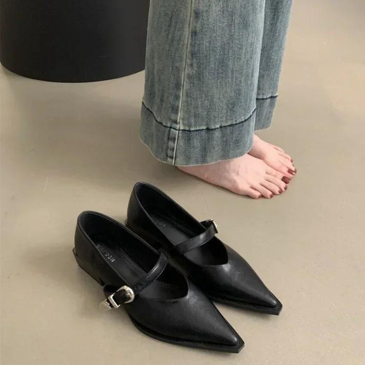 Pointed Toe Women Loafers Shoes Black White Casual Mules Belt Buckle Shallow Slip On Low Heeled Party Pumps Women's Flat Shoes