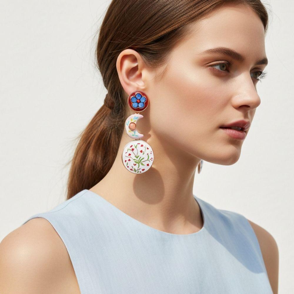 Flower Shape Stud Earrings Enamel Material Bohemian Earrings Stylish Geometric Earrings For Women