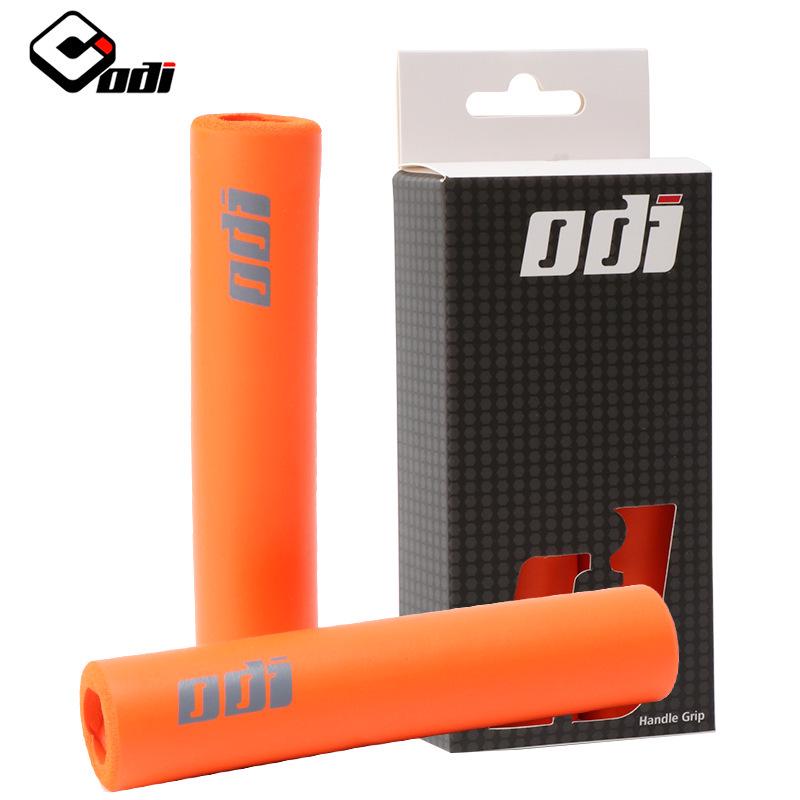 Ultra-light USA ODI Silicone Mountain/Road Dirt-Resistant Bike Handlebar Grips - Shock Absorbing, Foldable Design