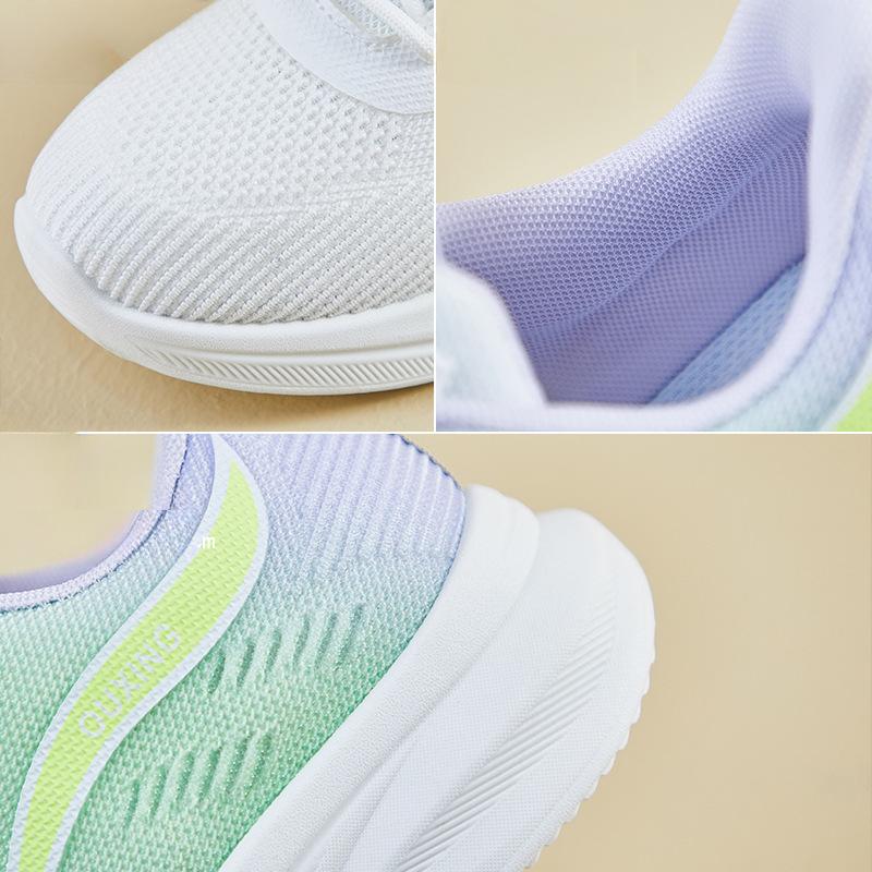 Female Spring New Style of Students Running Leisure High-end Street Shot