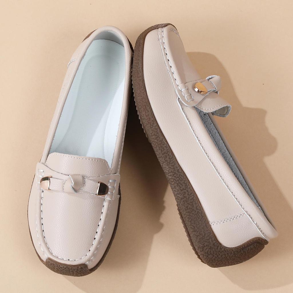 Plus Size Women's Slip-On Moccasins - Soft Sole, Lightweight, Casual Flats for Moms