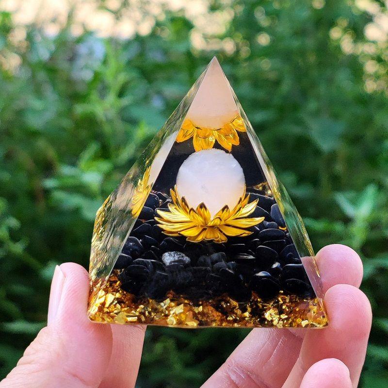 Amethyst Crystal Pyramid Healing Orgonite Chakra Energy Orgone Ornaments Home