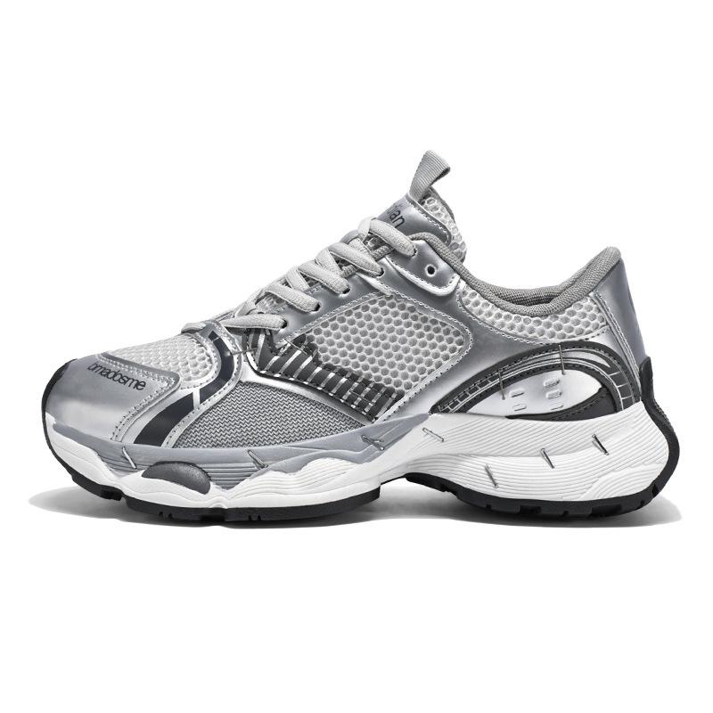 

2025 new summer men s shoes sports lightweight mesh mesh shoes breathable casual thin running men s trend thick sole 39