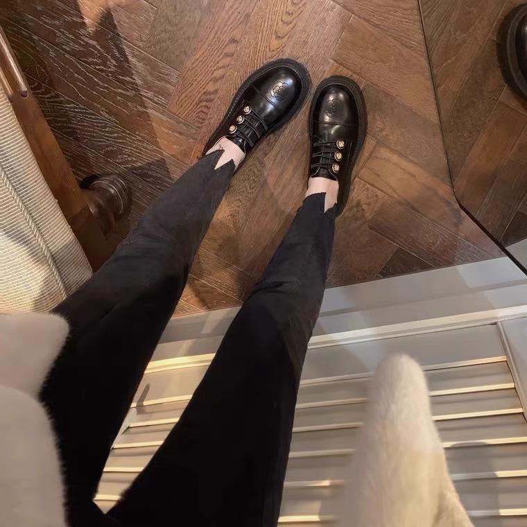 Vintage platform thick heel embroidered camellia loafers, small leather shoes, women's leather metal buckles, muffins, single shoes, vintage style