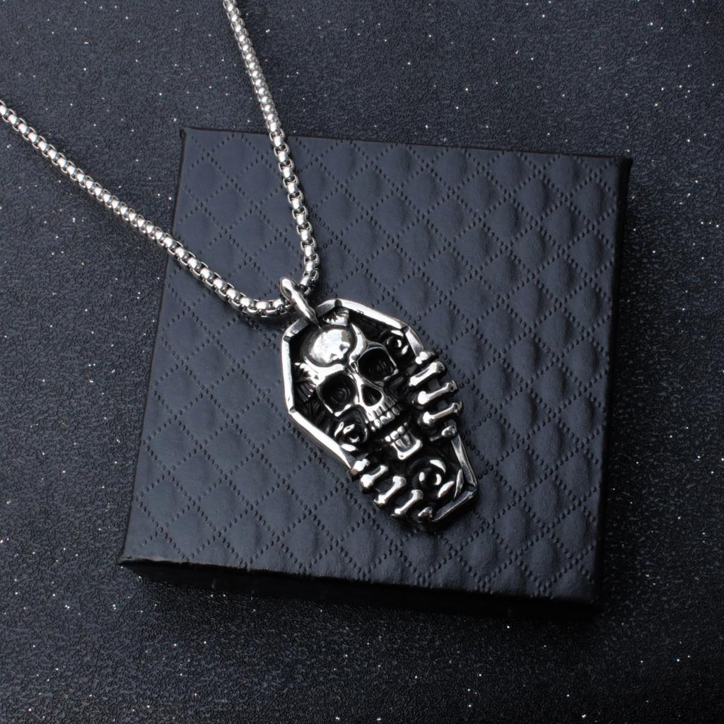 Collar Punk Vintage de Calavera Colgante de Ataúd Personalizado Collar de Acero Inoxidable