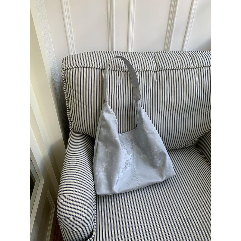 Textured Niche Single-shoulder Underarm Bag Crossbody Bag Women's Summer New Large-capacity Commuter Backpack