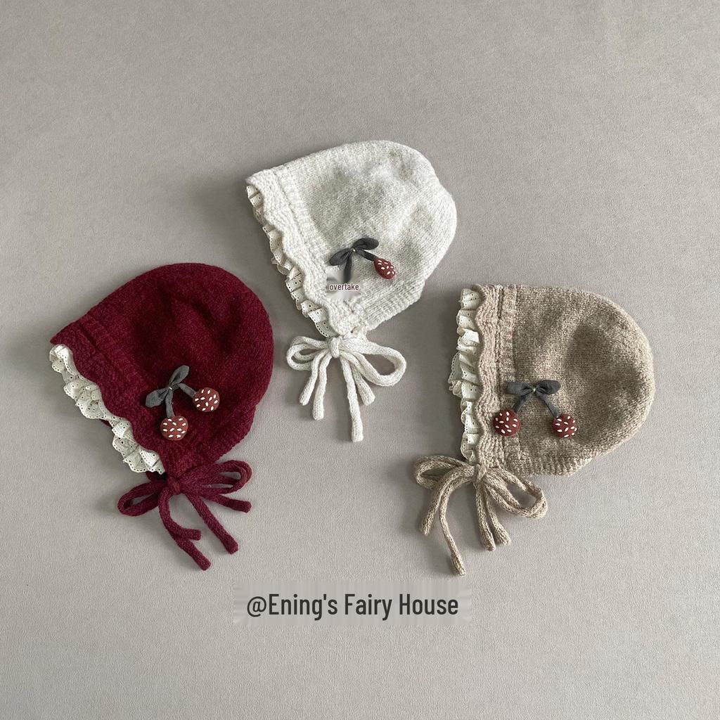 Czapka zimowa z nausznikami i koronkowym wykończeniem dla dziewczynek - Ciepła wełniana czapka zimowa dla maluchów