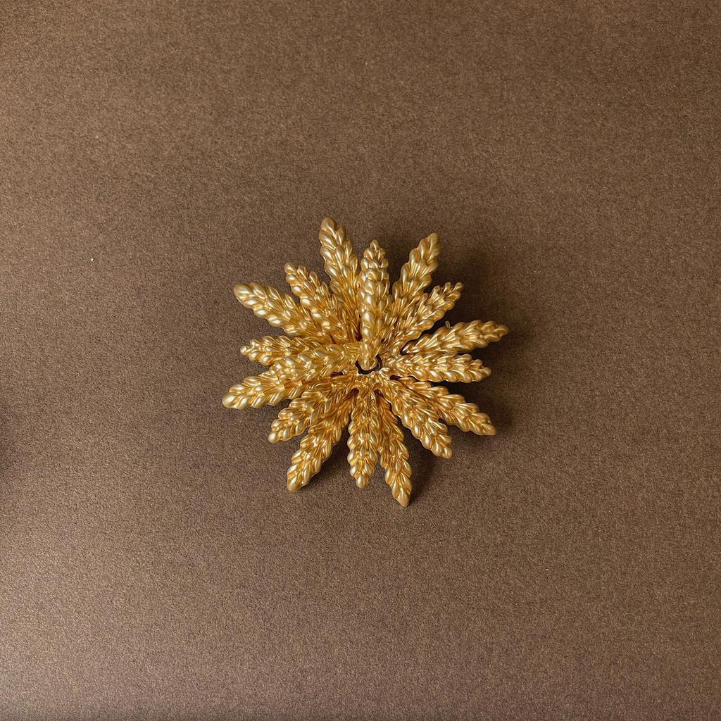 Vintage Barock Palast Stil Männer Und Frauen Fuchs Katze Emaille Musikinstrument Anzug Äußere Brosche