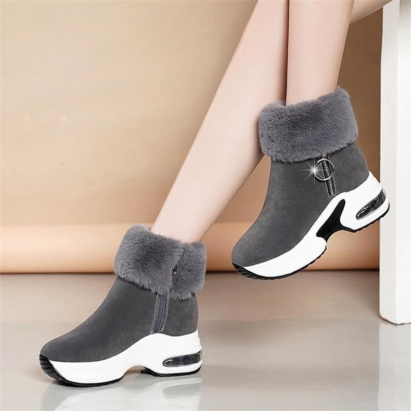 Inner Height-increasing Snow Boots Women's Cotton Shoes 2025 Winter New Casual Mother Cotton Boots Thick-soled Versatile Velvet Warm Boots