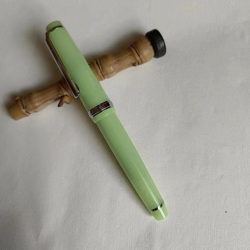 Jinhao 82 Fountain Pen - Fresh Style Portable Pocket Pen with Converter for Business, Office, and Travel.