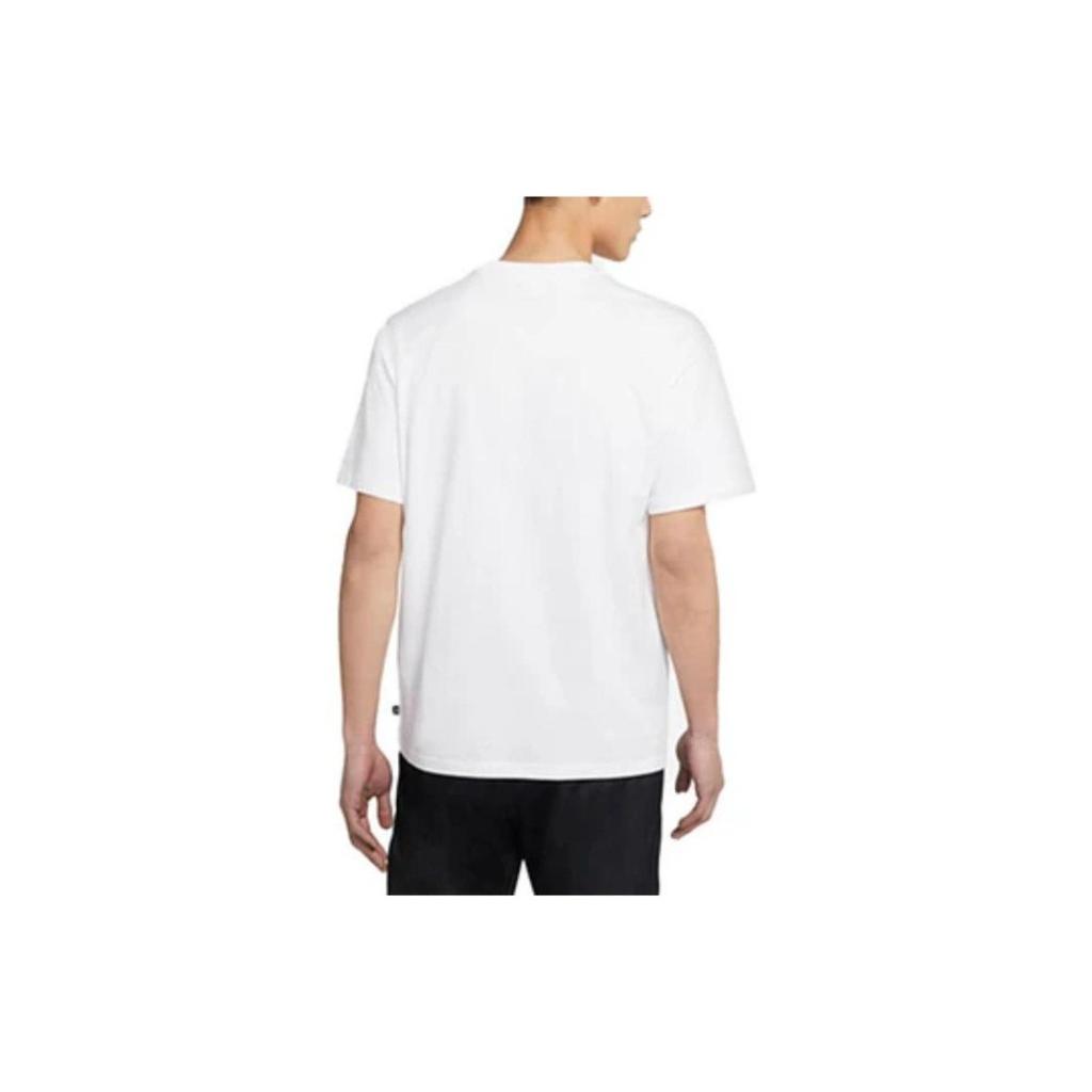 Nike Men's White Solid Loose-Fit Skateboarding Crew Neck T-Shirt