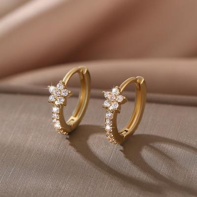 European and American Personalized Geometric Flower Versatile Earrings for Women