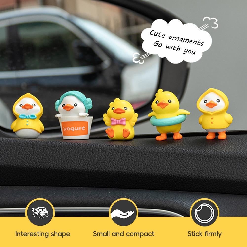 6Pcs Car Ornaments Interior Dashboard Set Cute Yellow Duck Miniature Figurine Cartoon Penguin Umbrella Animal Auto Decoration