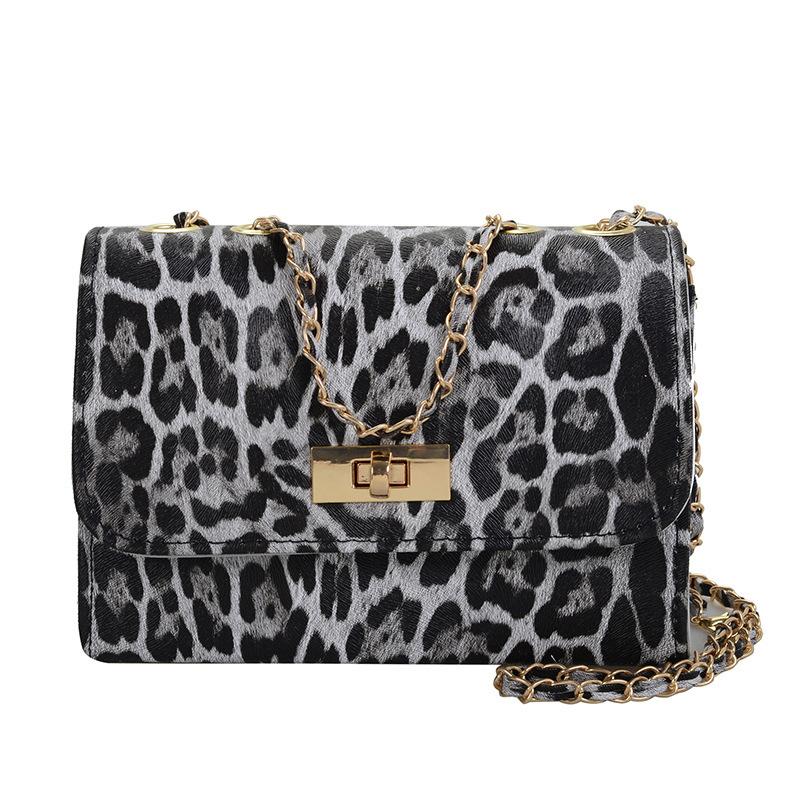 2025 New Foreign Style Underarm Small Square Bag European and American Retro Shoulder Bag Women's Bag Trend Light Luxury High Sense