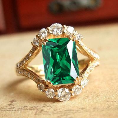 French Imitation Natural Zambia Emerald Princess Square Ring Suitable For Ladies Wedding Party Wear