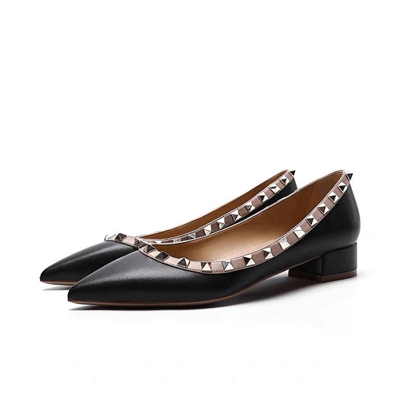 2024 Luxusní Značka Lakovaná Kůže Nýtované Vysoké Podpatky Špičaté Mělký Výkroj Plochá Podrážka Všestranné Módní Dámské Jednoduché Boty 41