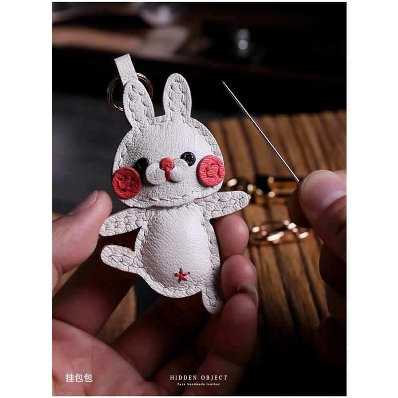 Porte-clés de voiture en cuir véritable fait main par Happy Rabbit créatif et personnalisé accessoire simple pour sac cadeau