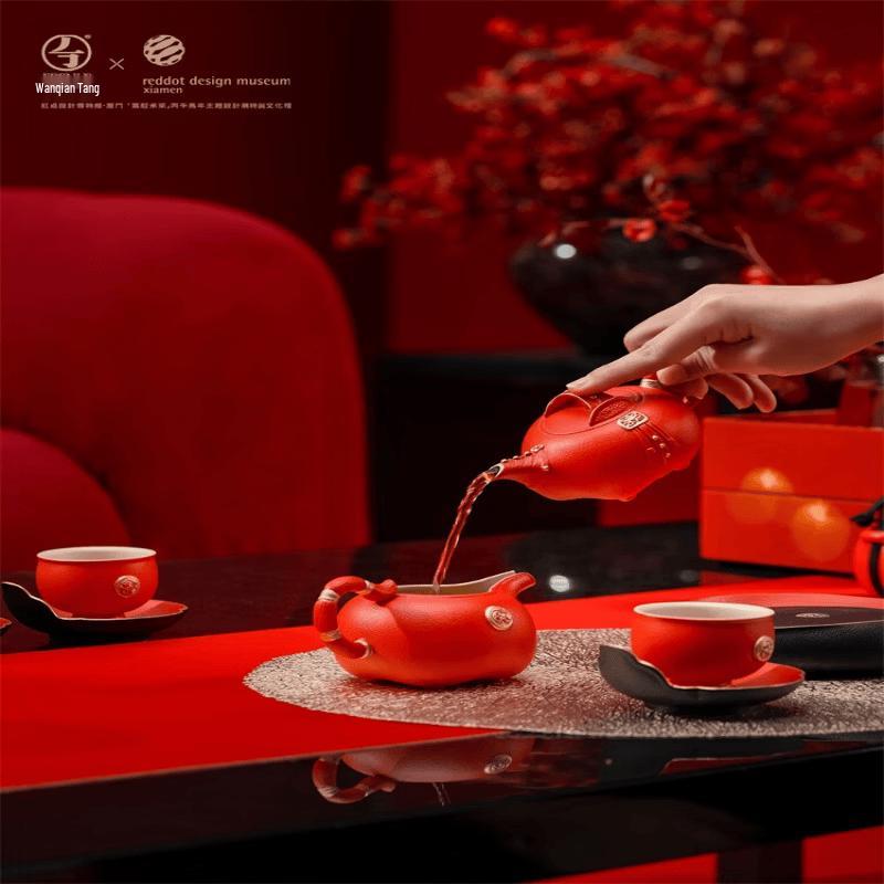 Edenus 18-Piece Vermilion Glaze Tea Set