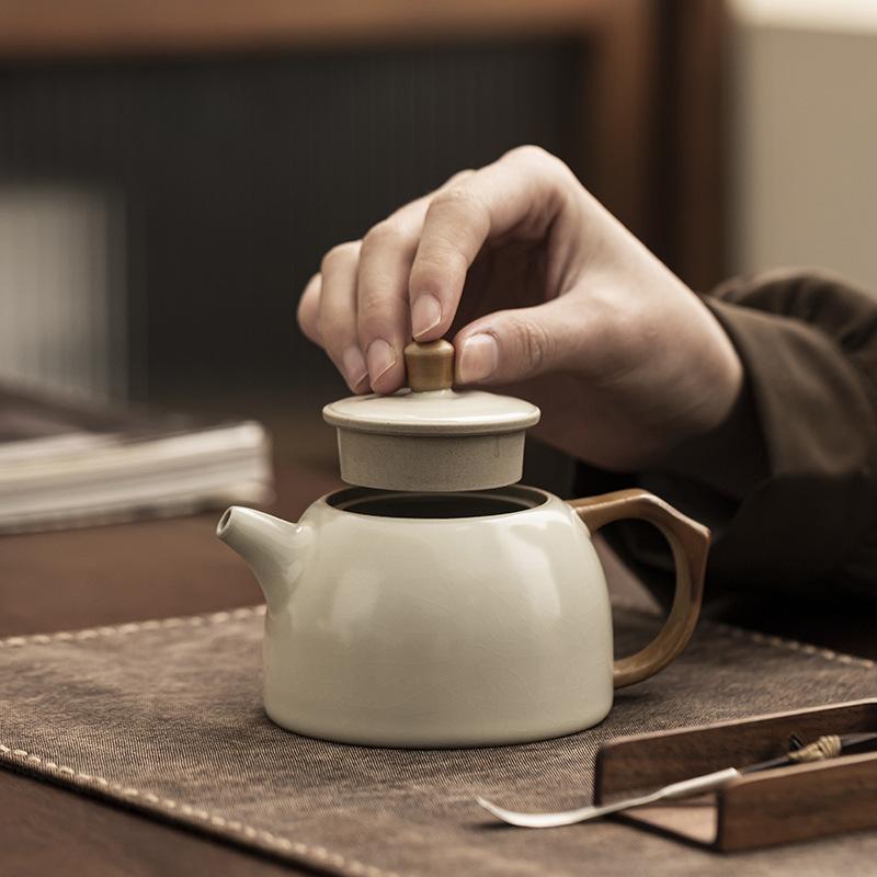 Beige Ru Kiln Teapot Single Pot To Make Tea, Household Light Luxury Ceramic Large-capacity Teapot, High-end New Kung Fu Tea Set