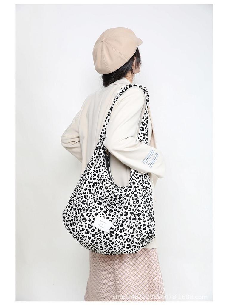 2025 Leopard Print Canvas Tote Bag: Large Capacity, Niche Design, Shoulder Bag for Women